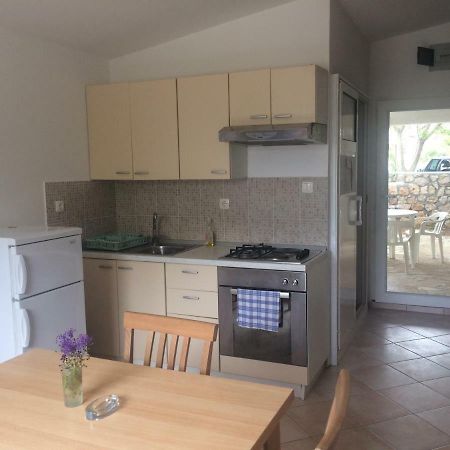 Studio Apartment Bosko Novalja Eksteriør billede
